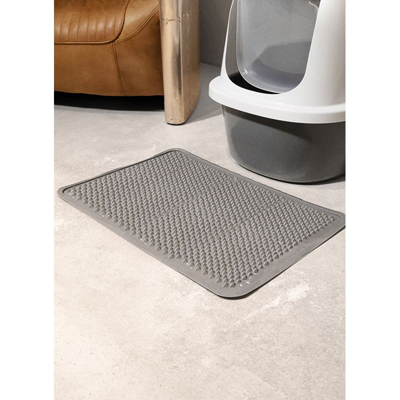 28952 PVC litter mat in place.jpg